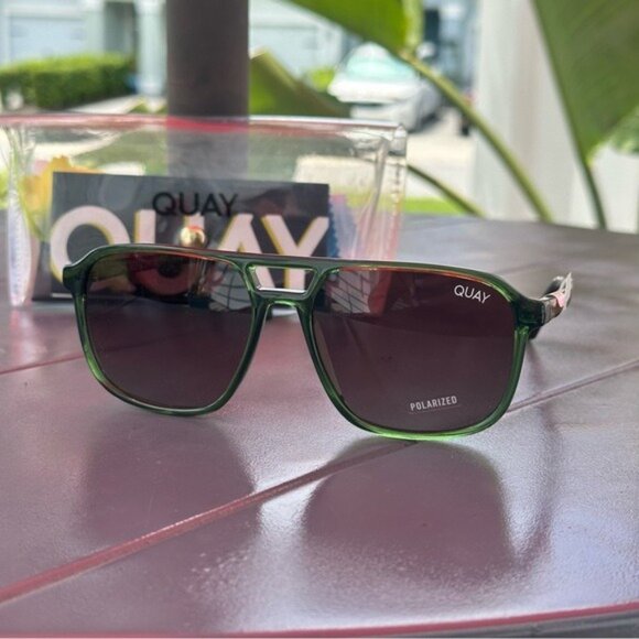 Quay On The Fly Polarized Sunglasses - Picture 5 of 13